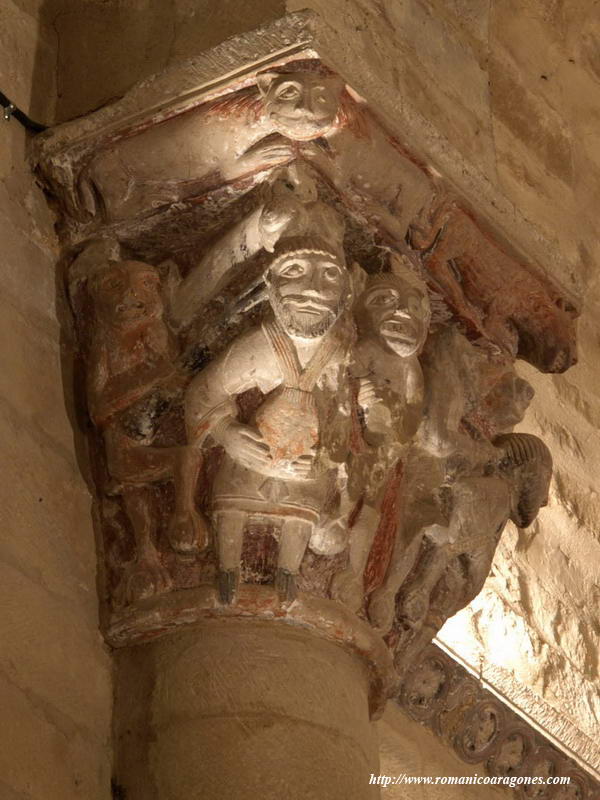 CAPITEL DEL ARCO TRIUNFAL NORTE
